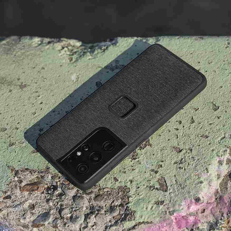 Everyday Case Galaxy S22 Manyetik Telefon Kılıfı - Charcoal