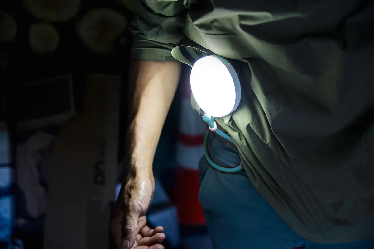 Solar FlexLight Güneş Enerjili & USB-C Şarjlı Ayarlanabilir Çok Amaçlı Işık