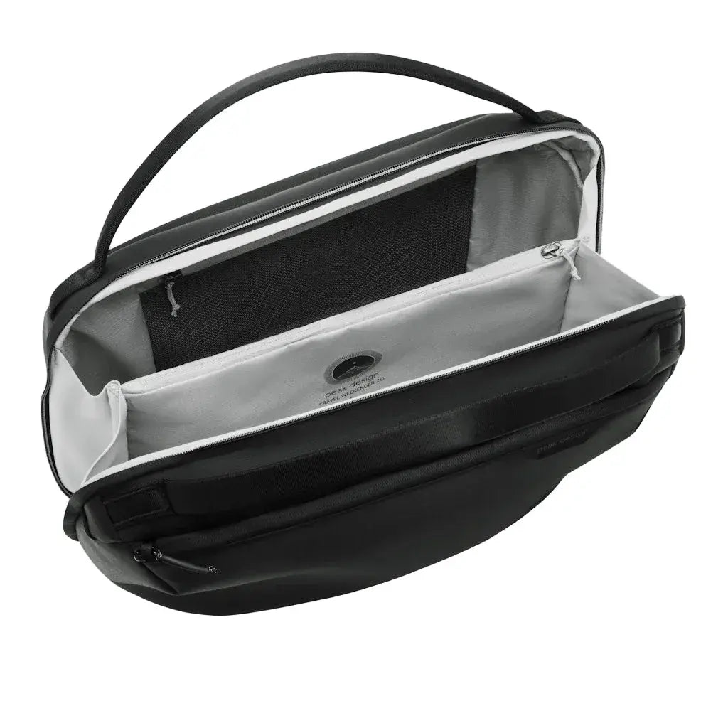 Travel Weekender 25L - Black